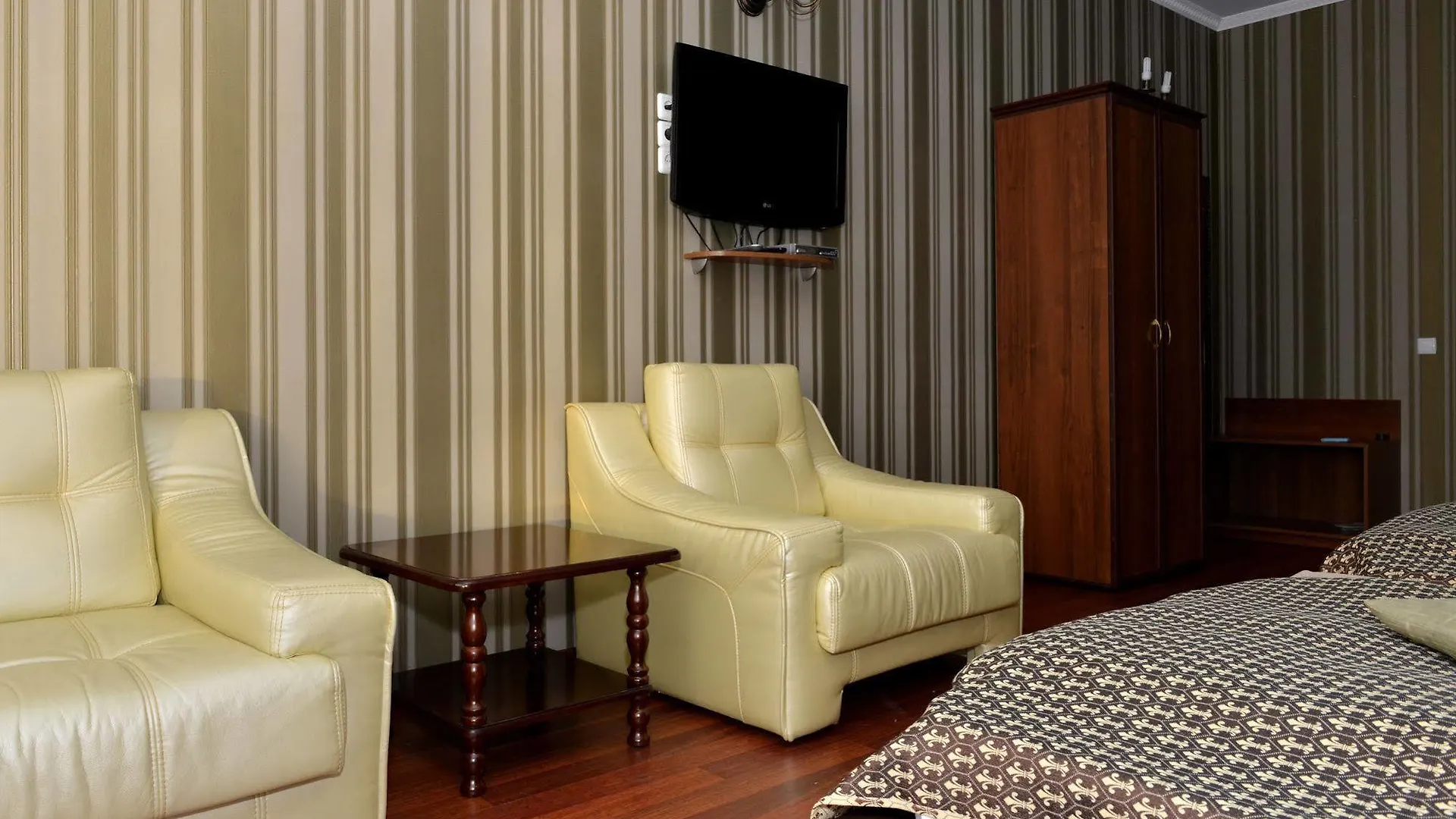 Apart Hall Hotel Киев