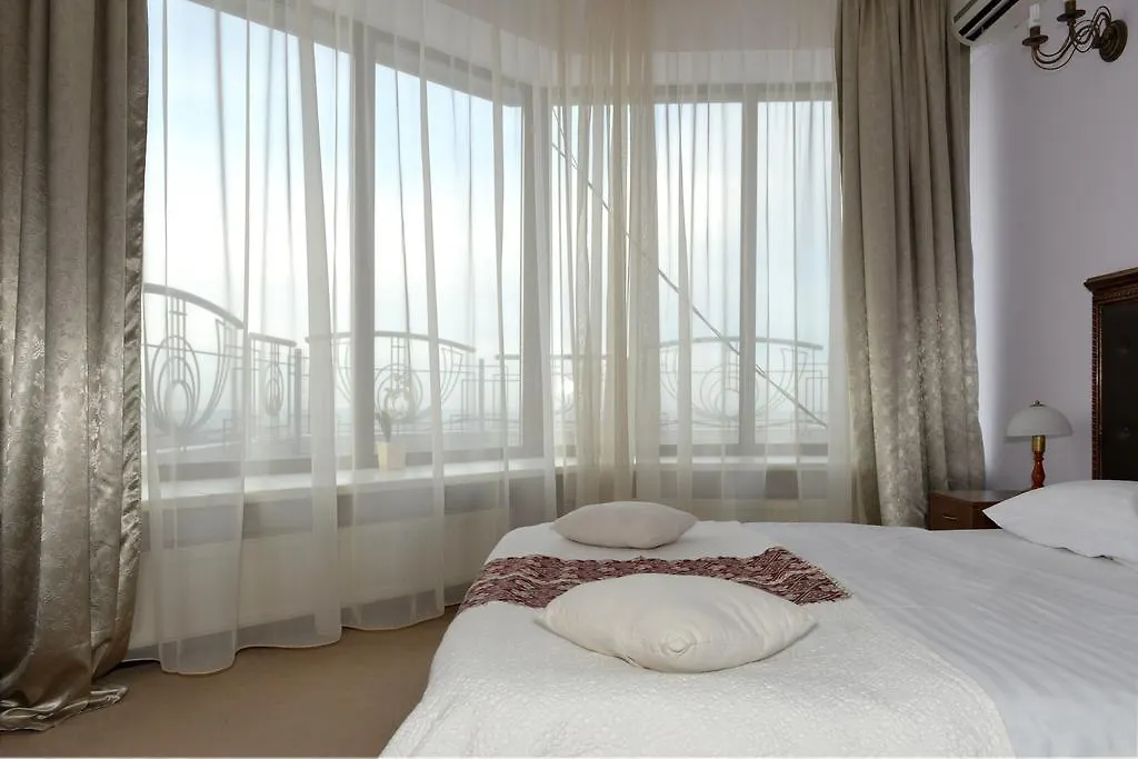 Apart Hall Hotel Киев
